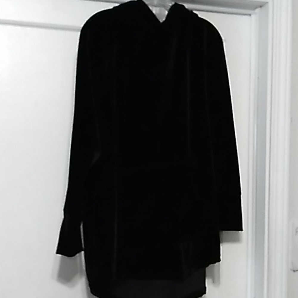 Lularoe black velvet Amber